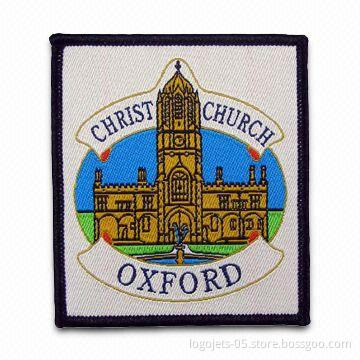 Customized Woven Label, Available in Different Shapes